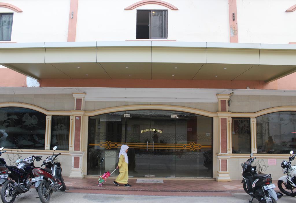 Batam Star Hotel Buitenkant foto