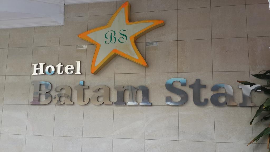 Batam Star Hotel Buitenkant foto