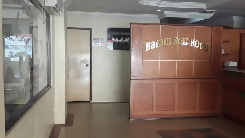 Batam Star Hotel Buitenkant foto